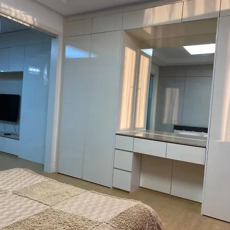 Хайвилл Астана G Блок Promyshlennyy Exterior photo